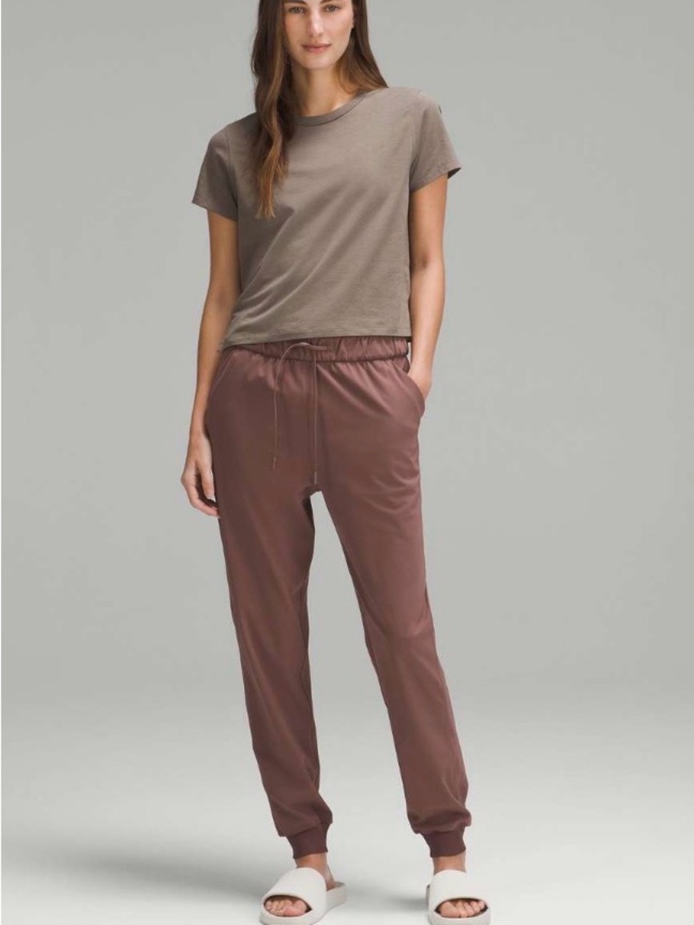 LULULEMON stretch high rise jogger full length dark oxide brown size 6 2023